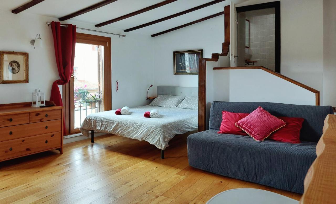 Appartement Mattia's Penthouse - View Over Trastevere Roofs *